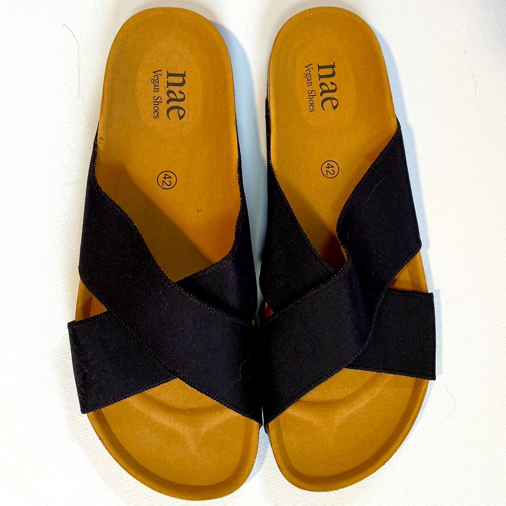 European size 42 Nae vegan shoes black slip ons